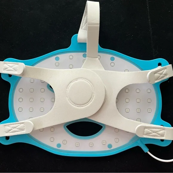 Higherdose Red Light Face Mask - Picture 5 of 9